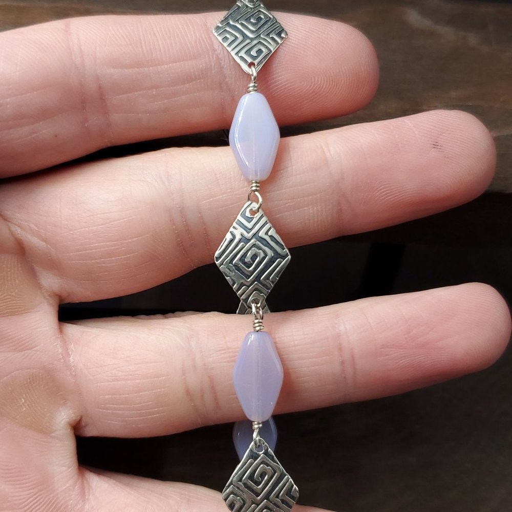 7 Inch Sterling Silver lavender Glass And Fancy Pattern Bracelet